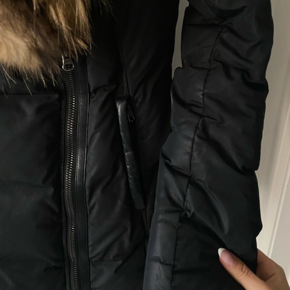 ***SOLD ON ANOTHER APP*** Mackage Adali Down Winter Jacket - Picture 3 of 15